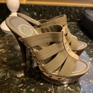 BRAND NEW* Jessica Simpson heels - 6.5
